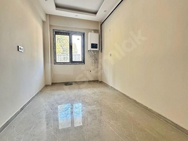 Emir Gruptan Muradiye Mahallesinde 1+1 Zemin Köşe Satılık Daire - Görsel 8