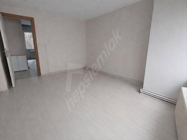 KAZİMİYE MAH SATILIK 2+1(1.KAT ) KAT MÜLKİYETLİ DAİRE - Görsel 3