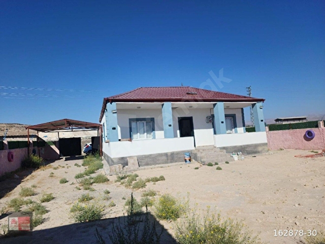 Bor Bahçeli (Saray) Satılık