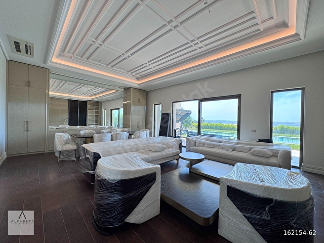 Didem Durukandan Göl İstanbulda Satılık 6+1 Eşyalı Villa - Görsel 5