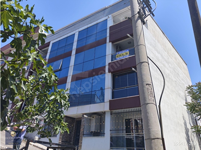 Karabağlar Belediyesinin arkasında full eşyalı kiralık daire - Görsel 17