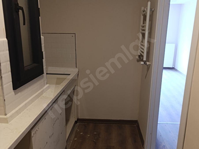 2+1 Satılık Daire kiracılı (40 bin tl ) kira getirisi var - Görsel 9
