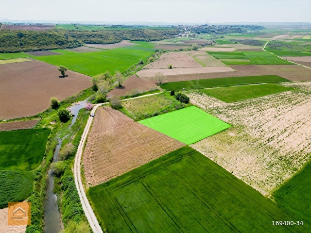 ÇANAKKALE MERKEZ HALİLELİDE 2.420 m² YATIRIMLIK TARLA