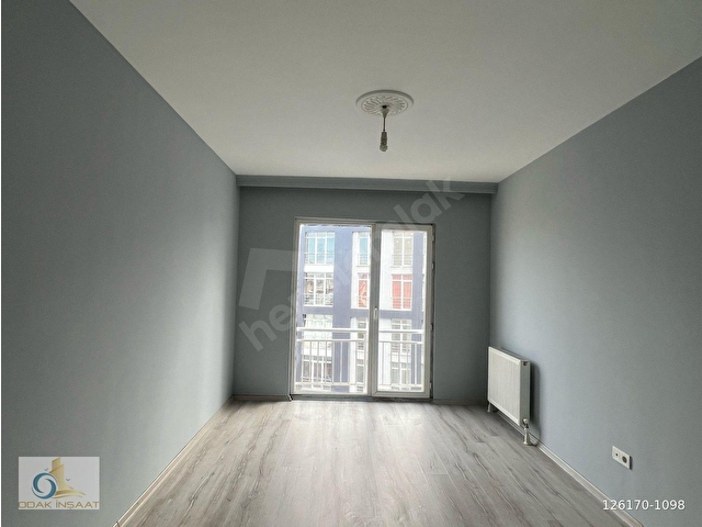 TORİUM METROBÜS HATTINDA YAŞAM SİTE İÇİNDE  GENİŞ  KÖŞE 1+1 SATILIK DAİRE - Görsel 6