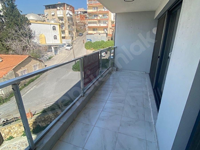 5.500.000 TL İZMİR KARŞIYAKA DA 2+1 - Görsel 29