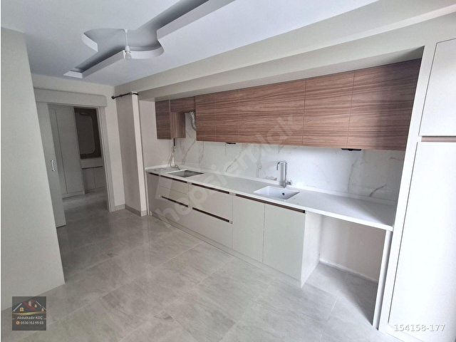 GÜLİSTAN MAHALLESİNDE ŞEHRİN EN GÜZEL SİTESİNDE SATILIK SIFIR 3+1 DAİRE - Görsel 4