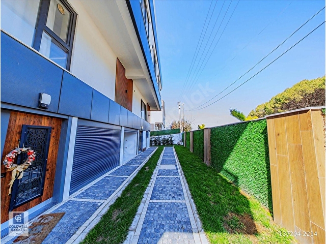 Kepez Çamlıkta Denize 250 m Boğaz Manzaralı 5+1 Müstakil Villa - Görsel 26