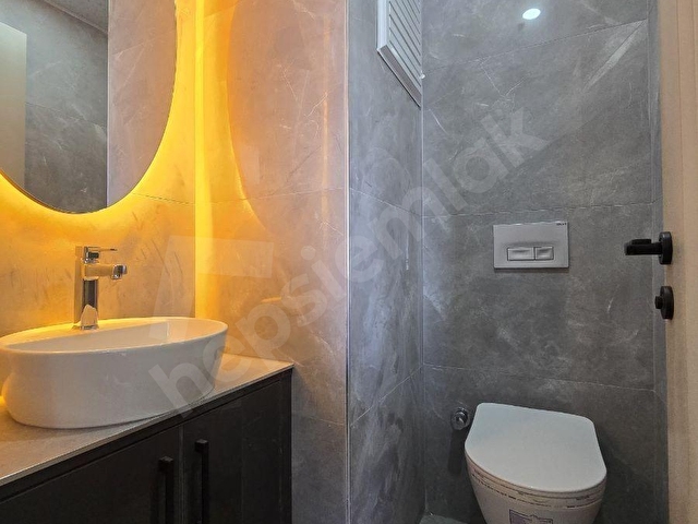FEVZİÇAKMAKTA HAVUZLU SİTEDE 110 m2 2+1 SIFIR DAİRELER - Görsel 21