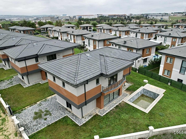 [KASSEL YAPI]İSKANLI-580m2 BAHÇE-SAUNA-HAVUZ-KÖŞE MÜSTAKİL VİLLA - Görsel 3