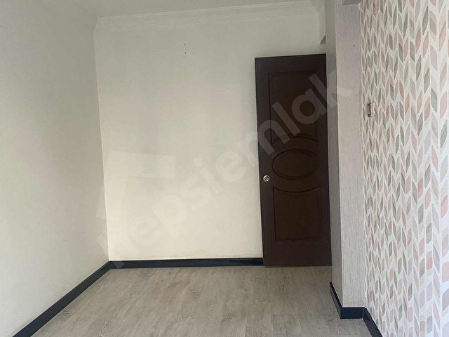 ORDU CADDESİNDE 3+1 TADİLATLI METRO 35 EMLAKTAN KİRALIK - Görsel 13