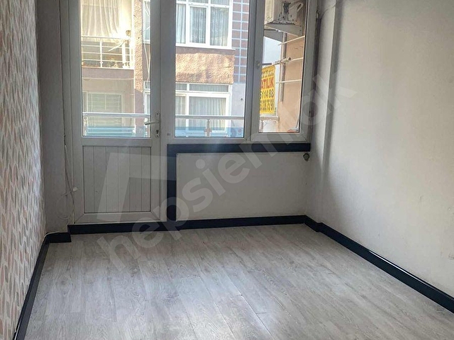 ORDU CADDESİNDE 3+1 TADİLATLI METRO 35 EMLAKTAN KİRALIK - Görsel 16