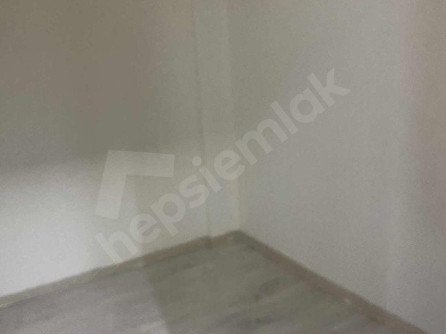 ORDU CADDESİNDE 3+1 TADİLATLI METRO 35 EMLAKTAN KİRALIK - Görsel 7