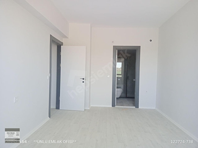 ÜNLÜ EMLAKTAN ŞEHRİN PRESTİJLİ PROJESİNDE FIRSAT 3+1 LÜKS DAİRE - Görsel 25