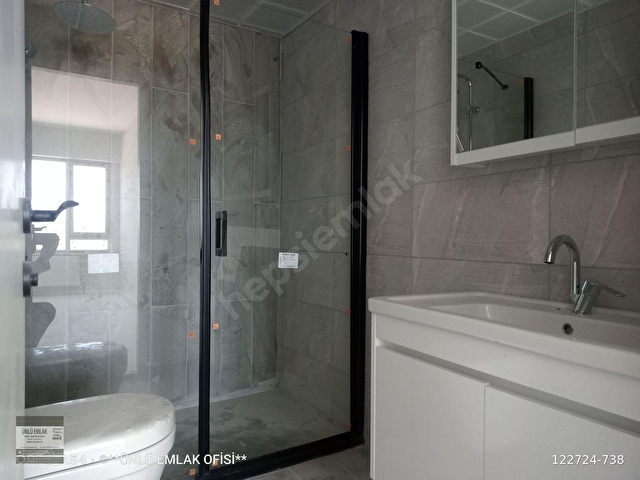 ÜNLÜ EMLAKTAN ŞEHRİN PRESTİJLİ PROJESİNDE FIRSAT 3+1 LÜKS DAİRE - Görsel 27