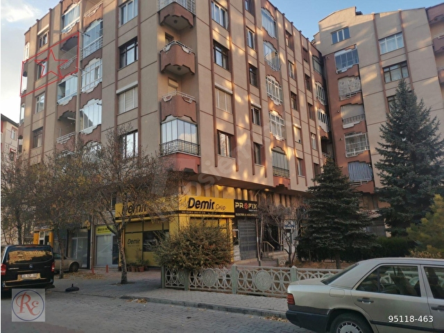 FERİTPAŞA MAH.DÜNDAR OTEL KATIRCI CAMİ YANI SATILIK ARAKAT DAİRE