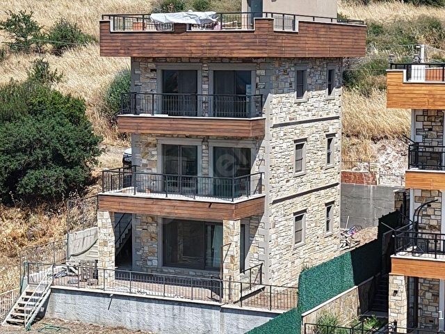 ÇANDARLI KORUDA KESİNTİSİZ DENİZ MANZARALI ÖZEL YAPIM TAŞ VİLLA - Görsel 4