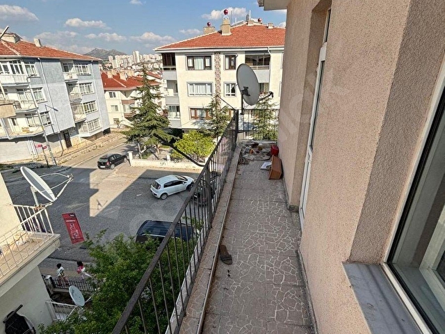 ŞAFAKTEPEDE 3+1 SATILIK DAİRE SİSTEM EMLAKTAN - Görsel 12