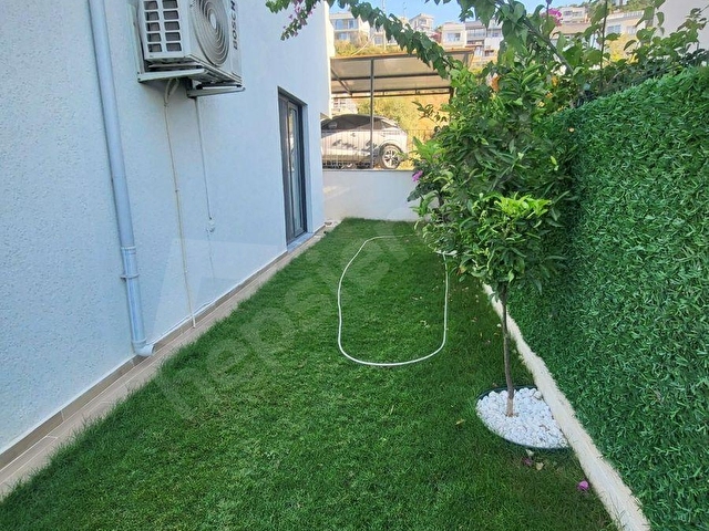Boğaziçi Mahallesinde Yeni Yapılı Dublex Havuzlu Villa - Görsel 7