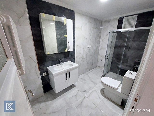 GÖZTEPE TÜTÜNCÜ MEHMET EFENDİ CADDESİNDE  3+1  150 M2 KOMBİLİ  1 KAT - Görsel 21
