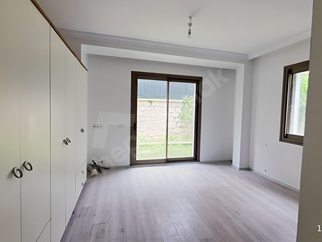 Royalden Reisderede Bahçeli 2+1 Yıllık Kiralık Ferah Daire - Görsel 5