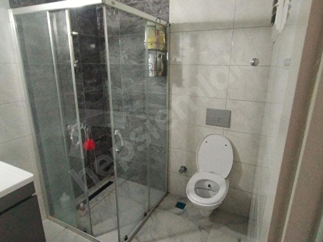 GÜLVEREN KONUTLARINDA 1+1 65 M2 DOĞALGAZLI GİRİŞ KAT DAİRE - Görsel 18