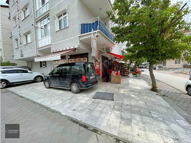AKŞEMSETTİN MAHDE KÖŞE BAŞI KONUMDA DEVREN İŞLEK MARKET - Görsel 3