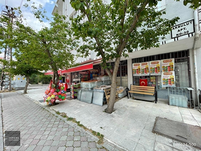 AKŞEMSETTİN MAHDE KÖŞE BAŞI KONUMDA DEVREN İŞLEK MARKET - Görsel 6