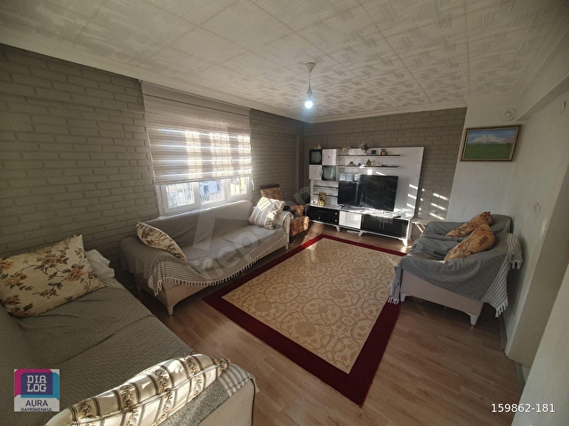 Karabağlar Kibar Mahallesinde Eşyalı Doğalgazlı 2+1 Kiralık - Görsel 2