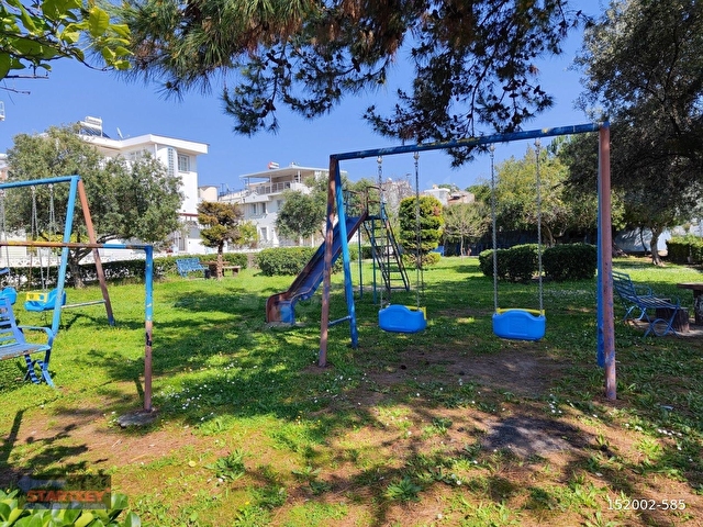Kuşadası Soğucak Havuzlu Sitede Full Eşyalı Kiralık Villa - Görsel 3