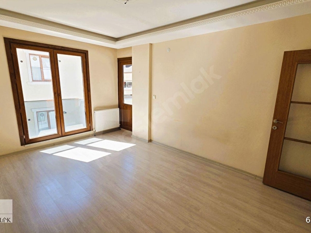 Doğan Emlak tan Ortadağda Ana Caddede Kiralık 2+1 Üst Dubleks - Görsel 4