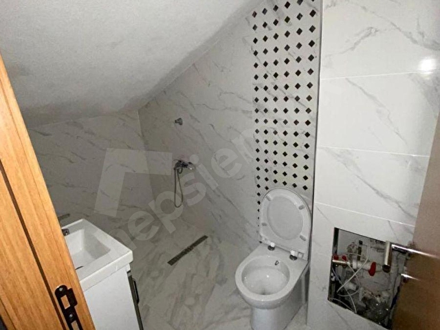 KOCAELİ KARTEPEDE TANRIVERDİ GAYRİMENKULDEN SATILIK DAĞ VE GÖL MANZARALI VİLLA, - Görsel 2