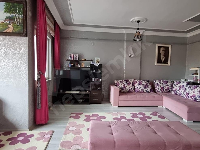 HUZUR EMLAKTAN TEKİRDAĞ YAVUZ MAHALLESİ MERKEZDE SATILIK EŞYALI 2+1 DAİRE - Görsel 6
