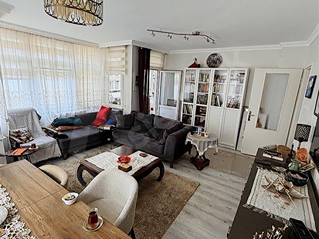 ÇENGELKÖY ATA 2 SİTESİNDE GENİŞ KULLANIMLI SATILIK 3+1 DAİRE - Görsel 2