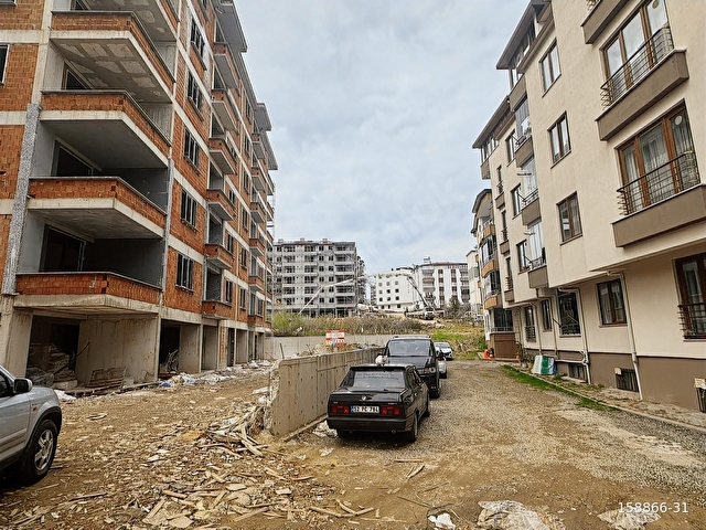 KARAKAŞDAN ÇAMURLU MAH.DOĞA VE SEHİR MANZARALI 1.KAT 3+1 130 M2 - Görsel 20