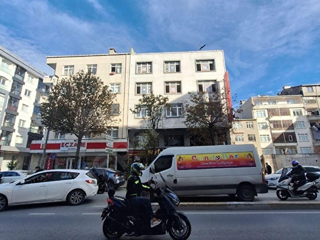 MAHMUTBEY CADDESİNE CEPHELİ KİRALIK 250m² OFİS KATI - Görsel 2
