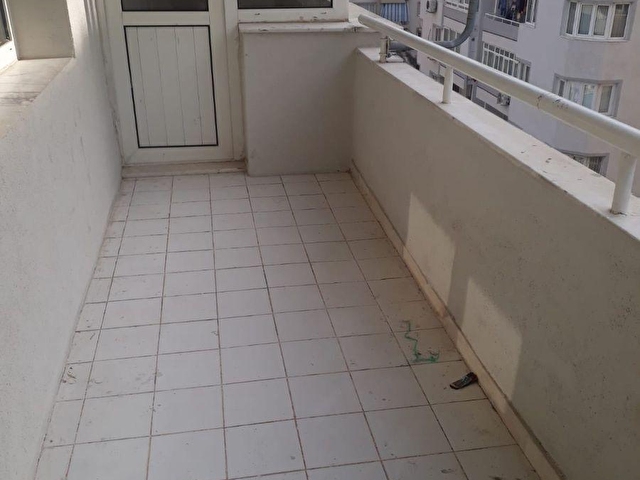 Izmir Buca Bucakoop Mah 3 1 Satilik Daire 37745 1487 Hurriyet Emlak