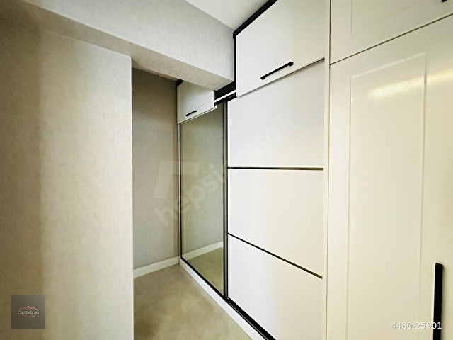 DÜZGÜN EMLAKTAN SİTEDE K.OTOPARKLI GENİŞ VE FERAH 4+1 ULTRA ÜX DAİRE - Görsel 29