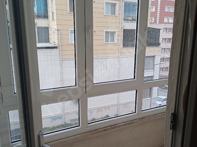 Gazi Lisesi Karşısı 3+1 kiralık daire - Görsel 10