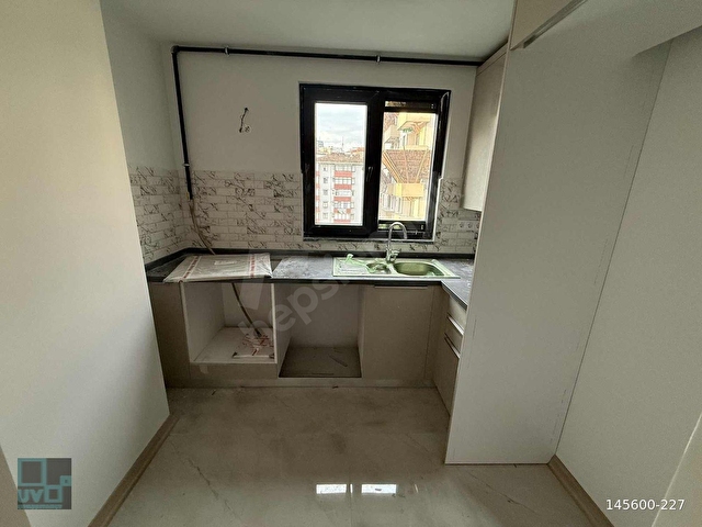 Göztepe Eğitim Mahallesinde Sıfır Binada Kiralık 2+1 Daire - Görsel 15
