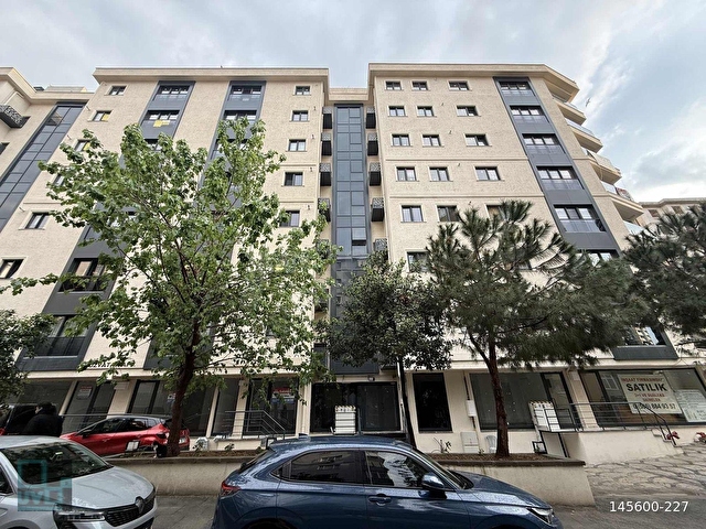 Göztepe Eğitim Mahallesinde Sıfır Binada Kiralık 2+1 Daire - Görsel 2
