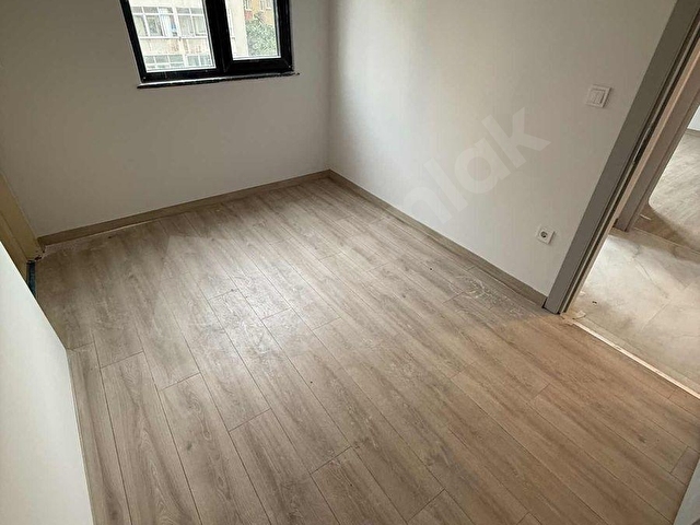 Göztepe Eğitim Mahallesinde Sıfır Binada Kiralık 2+1 Daire - Görsel 25