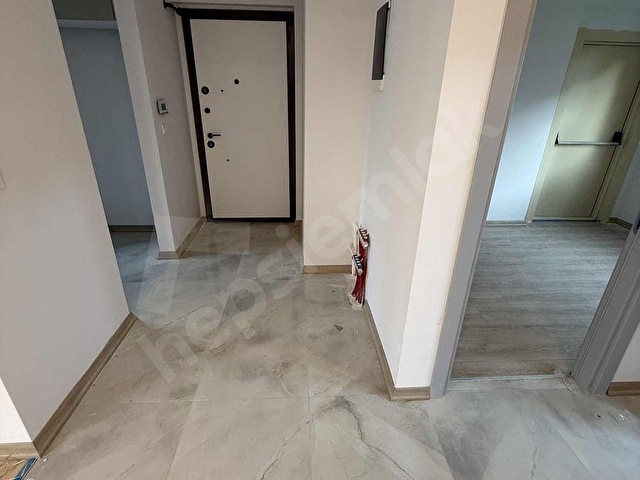 Göztepe Eğitim Mahallesinde Sıfır Binada Kiralık 2+1 Daire - Görsel 29
