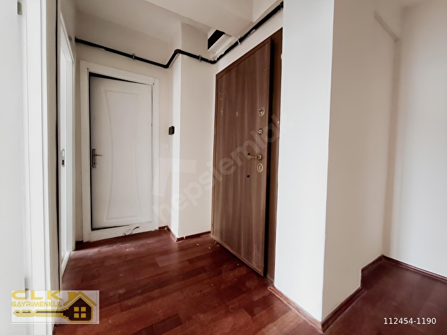 CLK GMDEN ÖMERAĞA TURGUT REİS CAD. ÜZERİNDE SATILIK 2+1 - Görsel 3