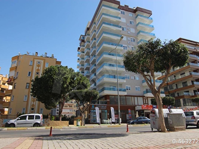 Mahmutlar, Barbarossa Caddesi, denize 100 m mesafede, manzaralı daire. - Görsel 2