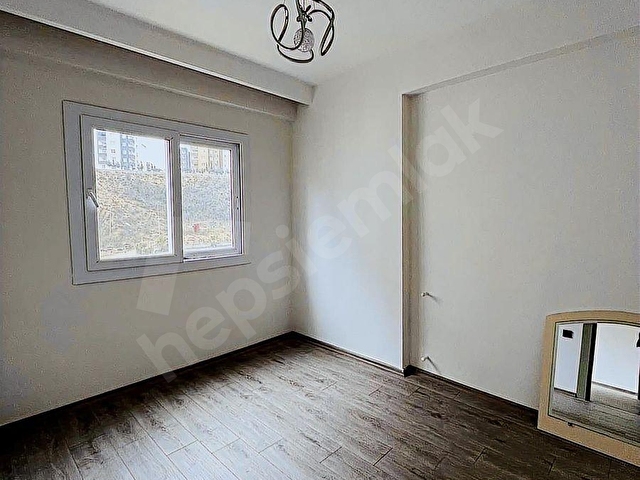 EKİNCİ GAYRİMENKUL`DEN BULVARA ULAŞIMA YAKIN KİRALIK 1+1 DAİRE!! - Görsel 9