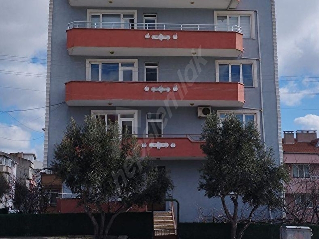 BALIKESİR KARESİ NEZİH AİLE APARTMANINDA KİRALIK 3+1 DAİRE - Görsel 12