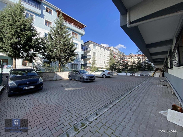 Ferah Yaşam Alanı ve Manzaralı Geniş Teraslı 5+1 Satılık Dubleks - Görsel 4