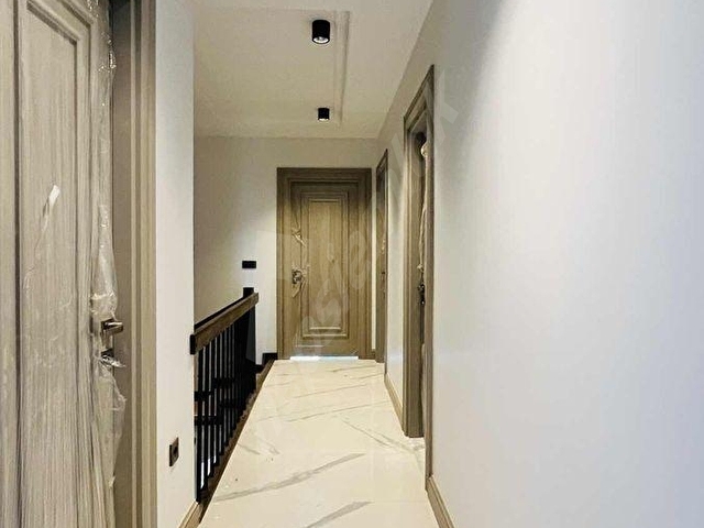 Silivri Selimpaşa Mahallesinde 4+1 Site İçi Kiralık Sıfır Villa - Görsel 27