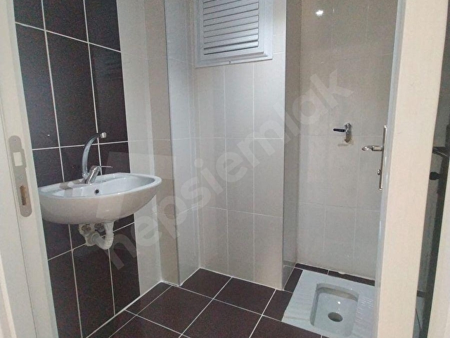 Aşağı yurtcu Akdağkent sitesi yeni daire - Görsel 18