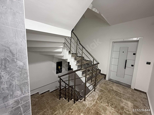 YILMAZDAN 3+1 YÜKSEK GİRİŞ İÇİ YAPILI SELGAH CAMI CİVARINDA - Görsel 2